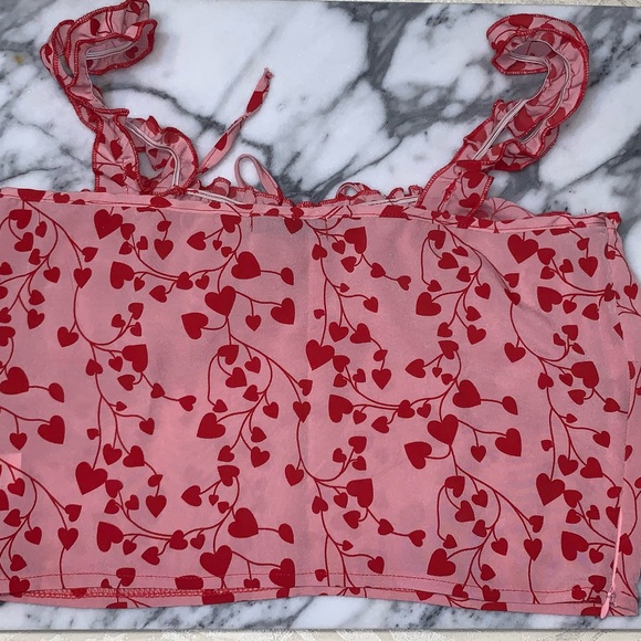 ❤️ Heart Pattern Crop Tank Top - Picture 5 of 6